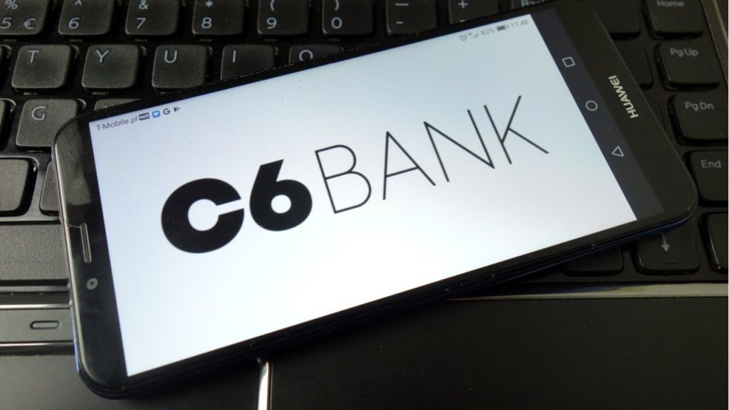 Banco C6 é conta digital e cartão de crédito gratuito
